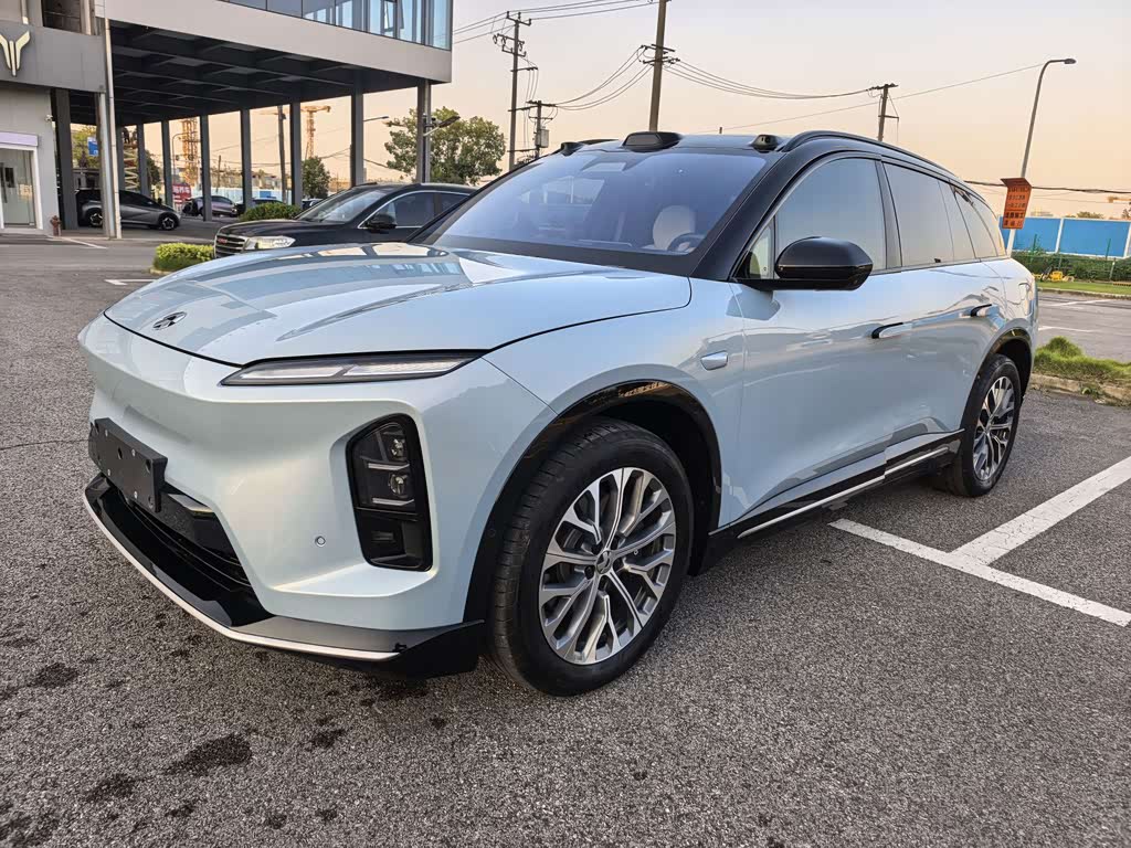 NIO ES6