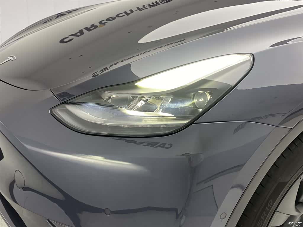Tesla Model Y, 2021 9