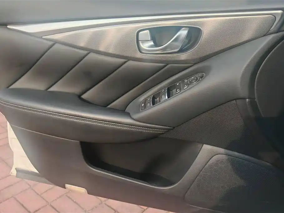 Infiniti Q50L Infiniti Q50L