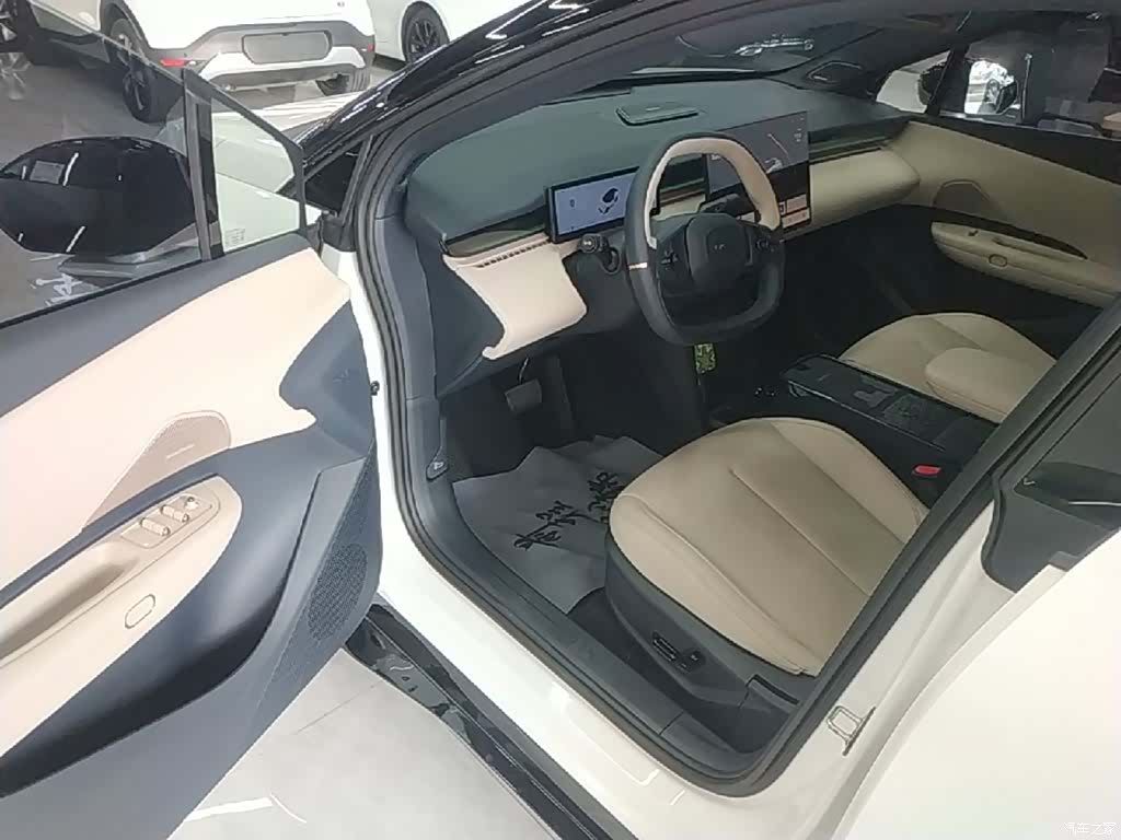 Lynk & Co 02, 2025 16