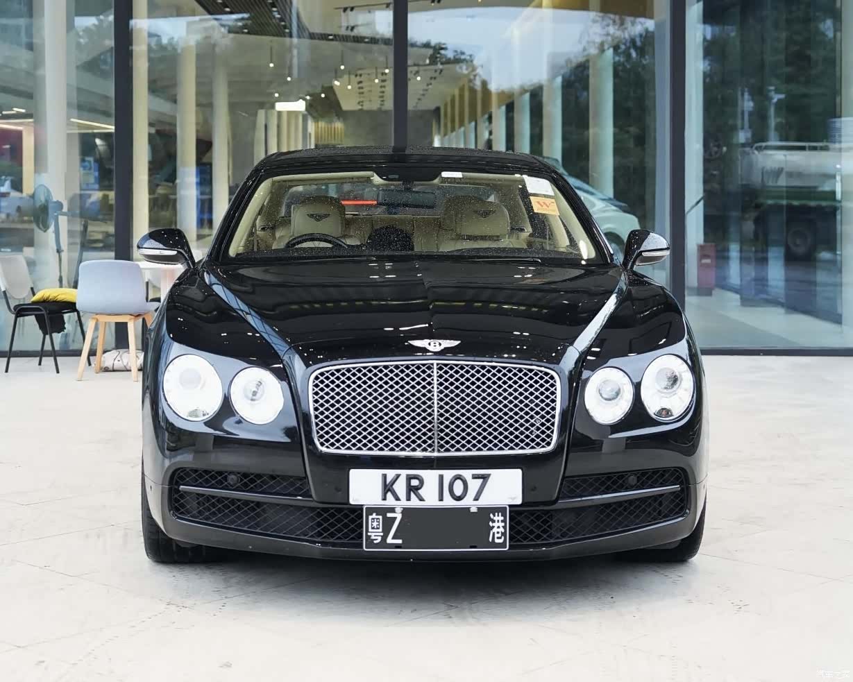 Bentley Flying Spur, 2014 2