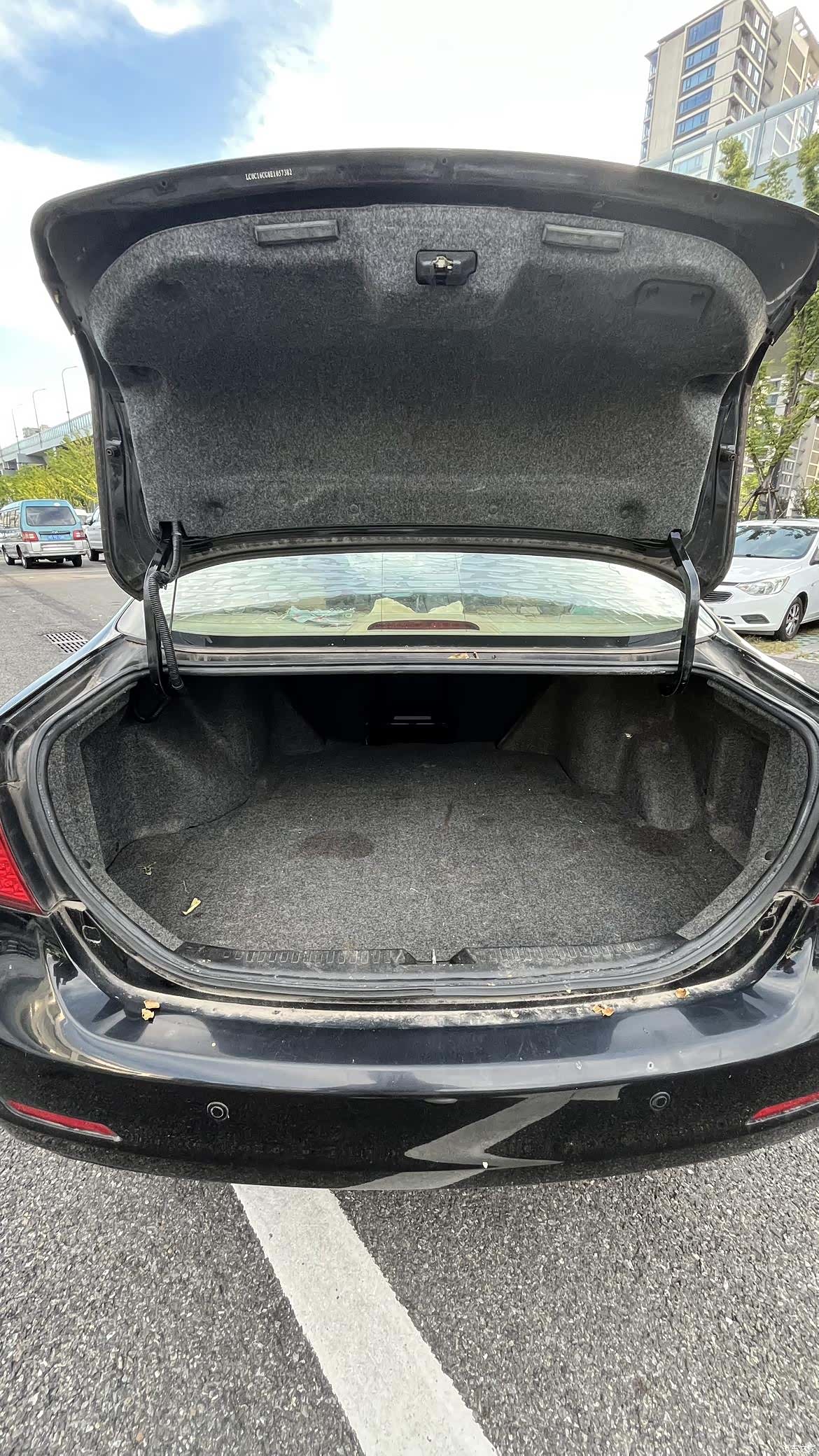 BYD G6, 2015 12