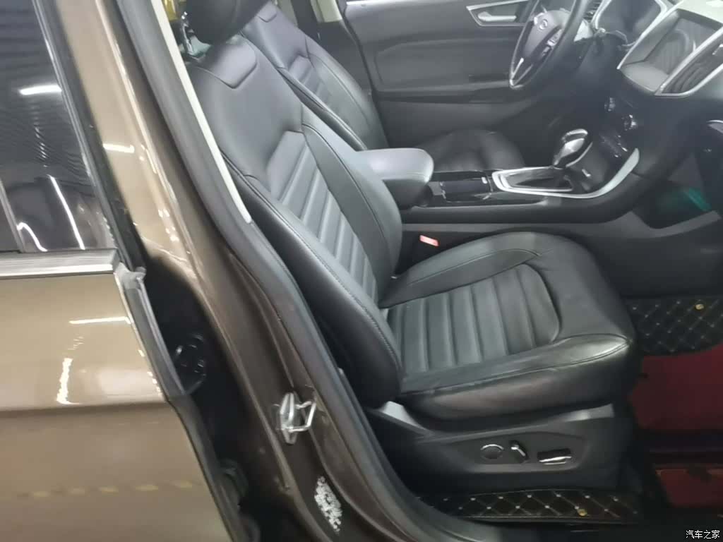 Ford Edge, 2017 25