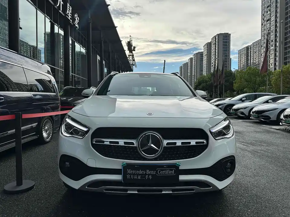 Mercedes-Benz GLA