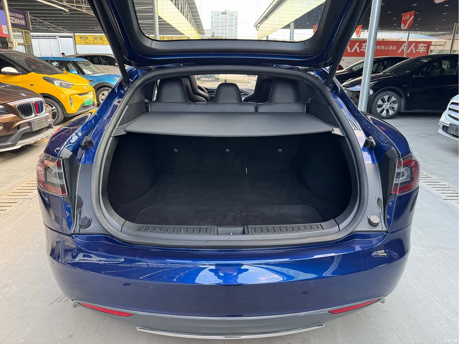 Tesla Model S, 2016 12