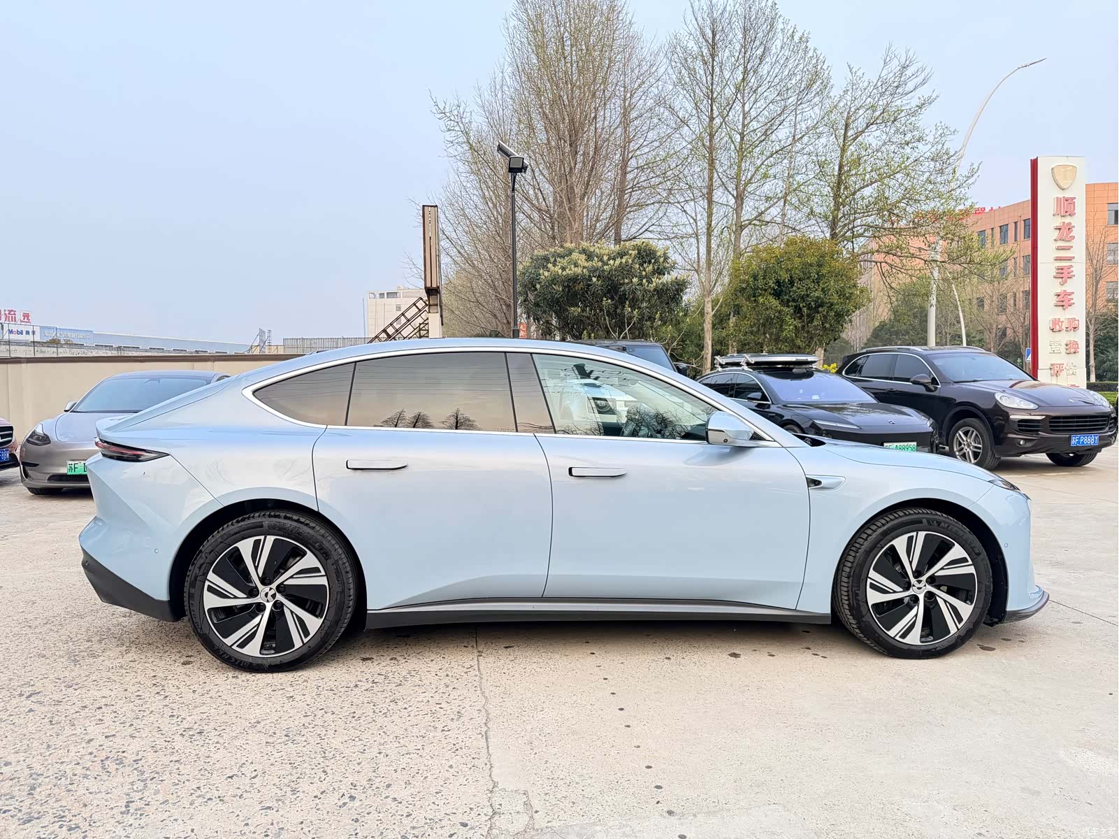 NIO ET5, 2025 все фото