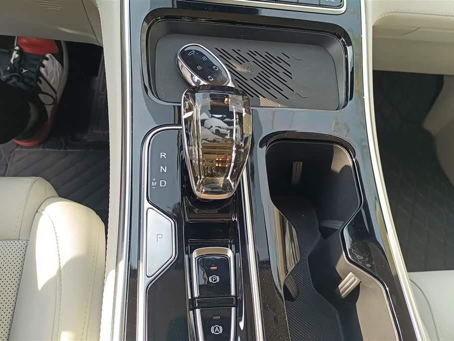 JAC Refine Ruifeng RF8