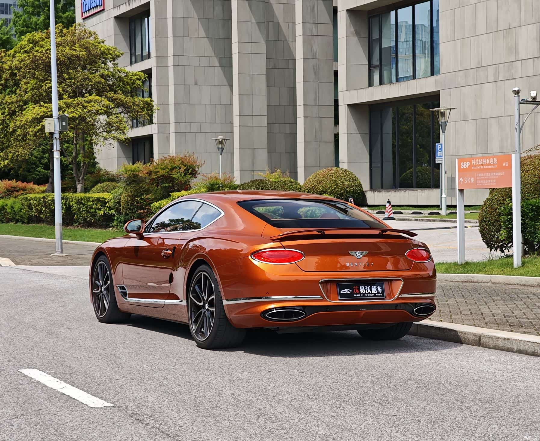 Bentley Continental GT, 2019 все фото