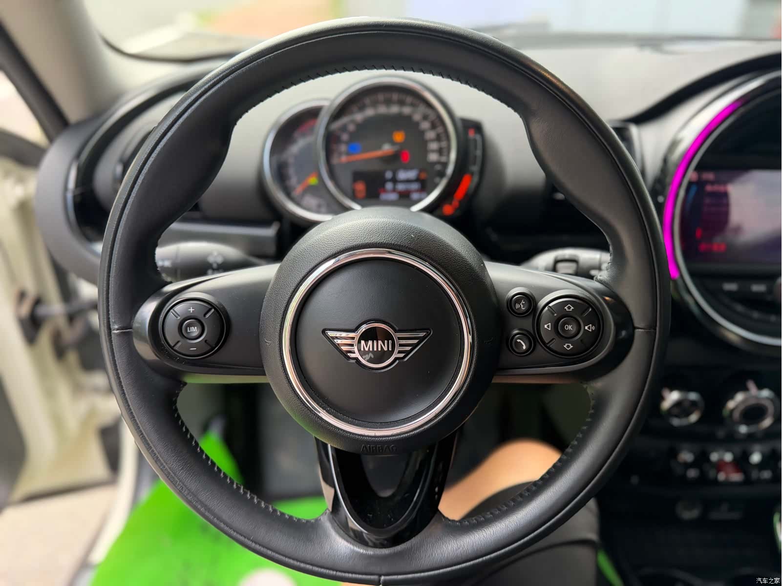 Mini Clubman, 2019 14