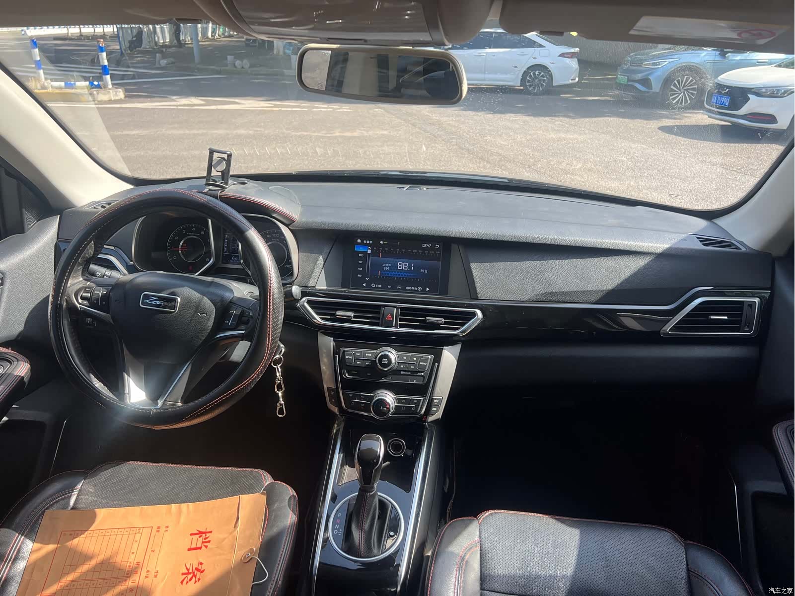 Zotye X5, 2016 11