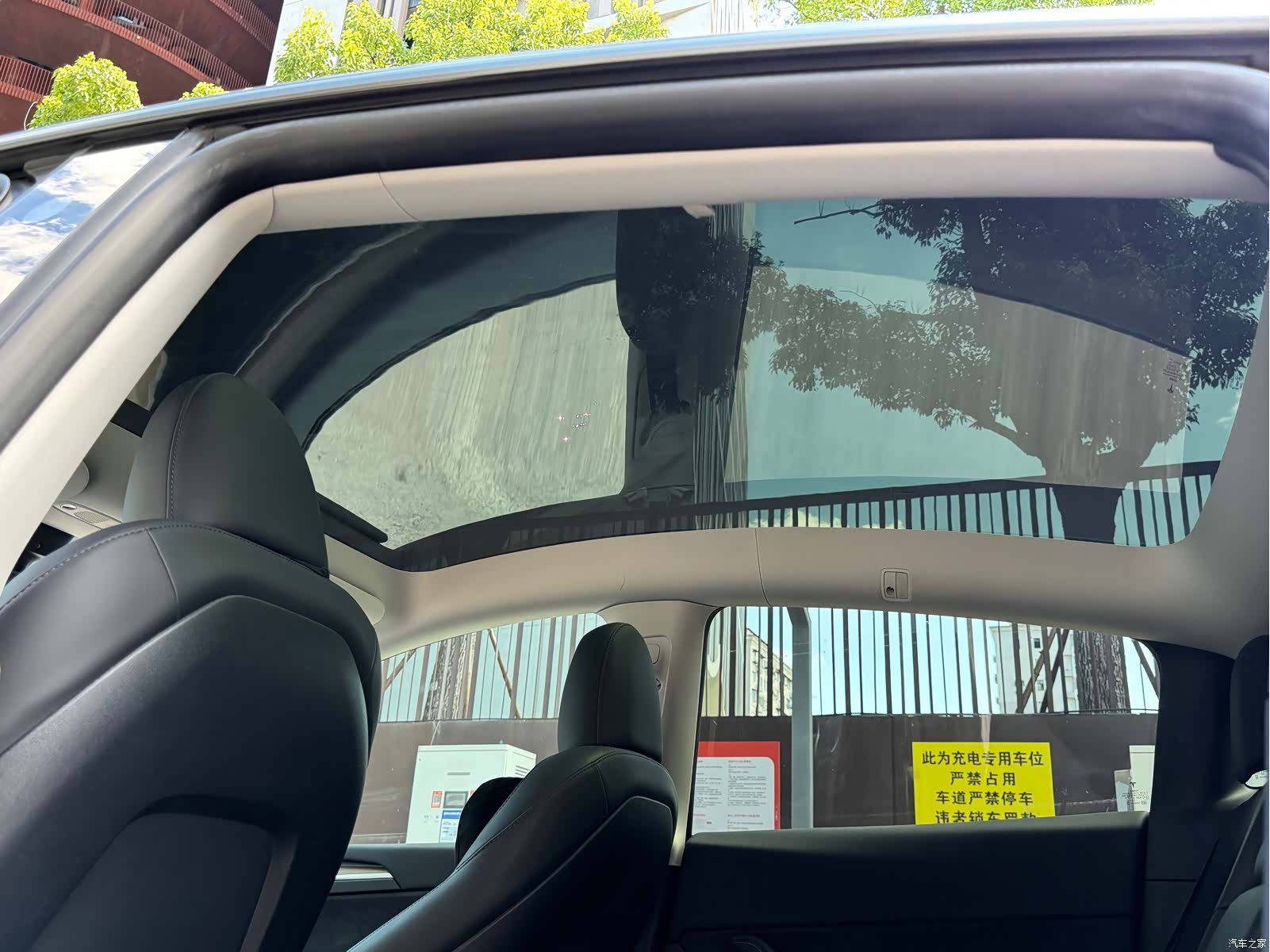 Tesla Model Y, 2022 9