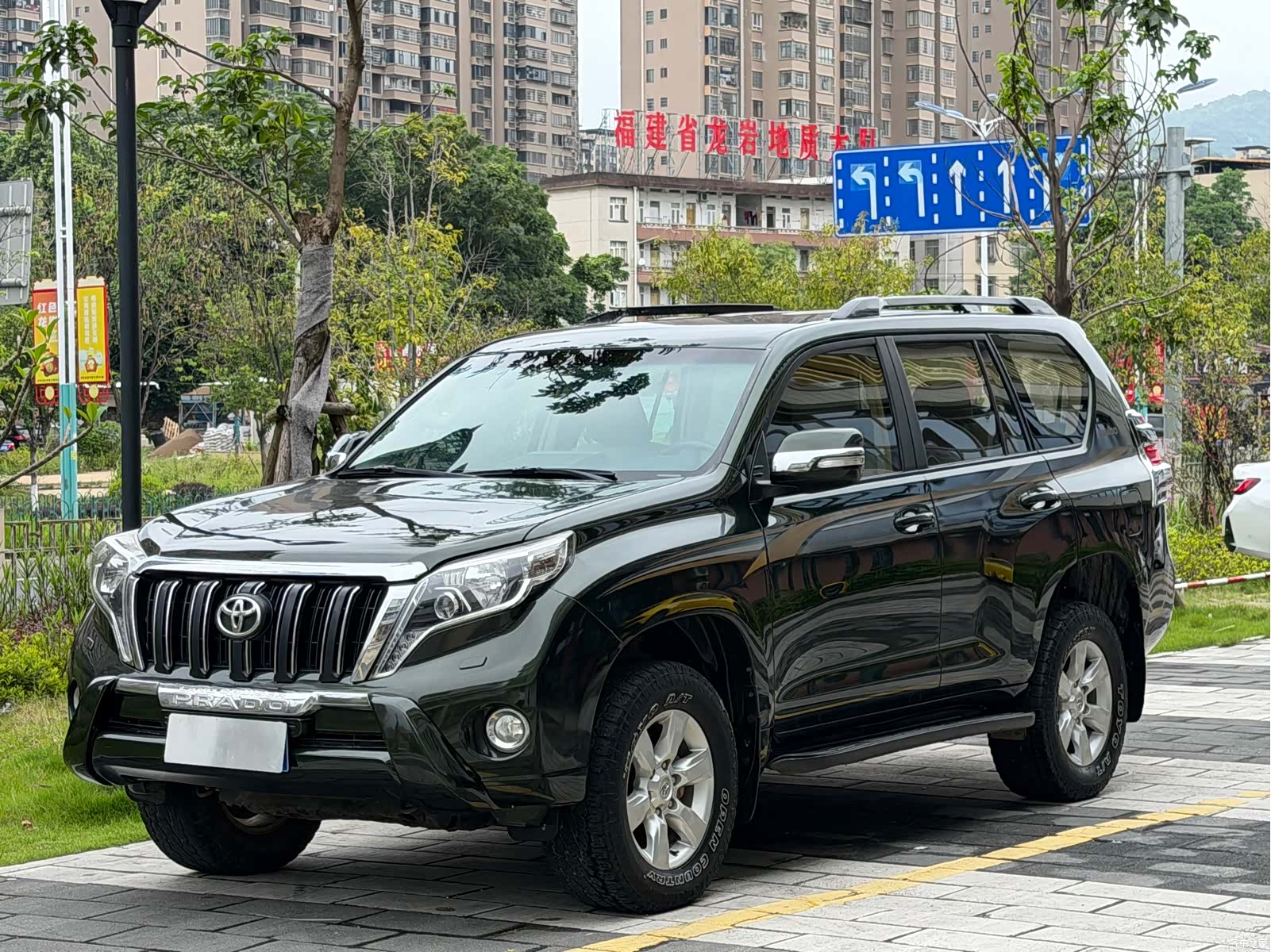 Toyota Prado, 2014 1