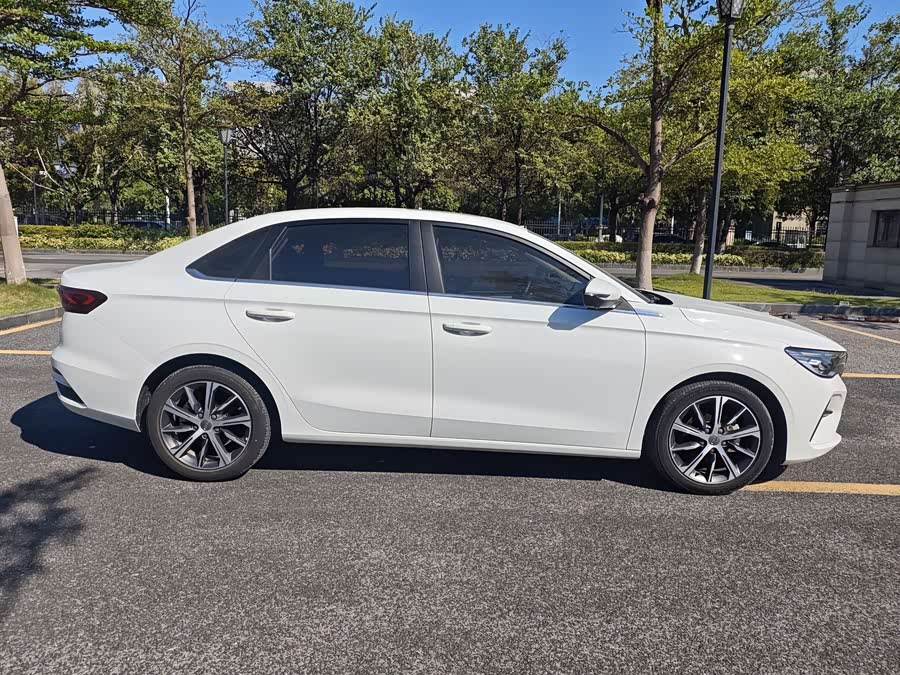 Geely Emgrand 2021, фото 4