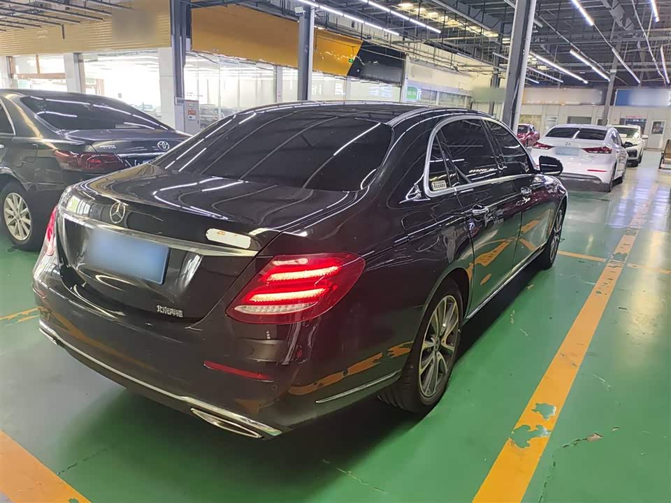 Mercedes-Benz E-class Mercedes-Benz E-class