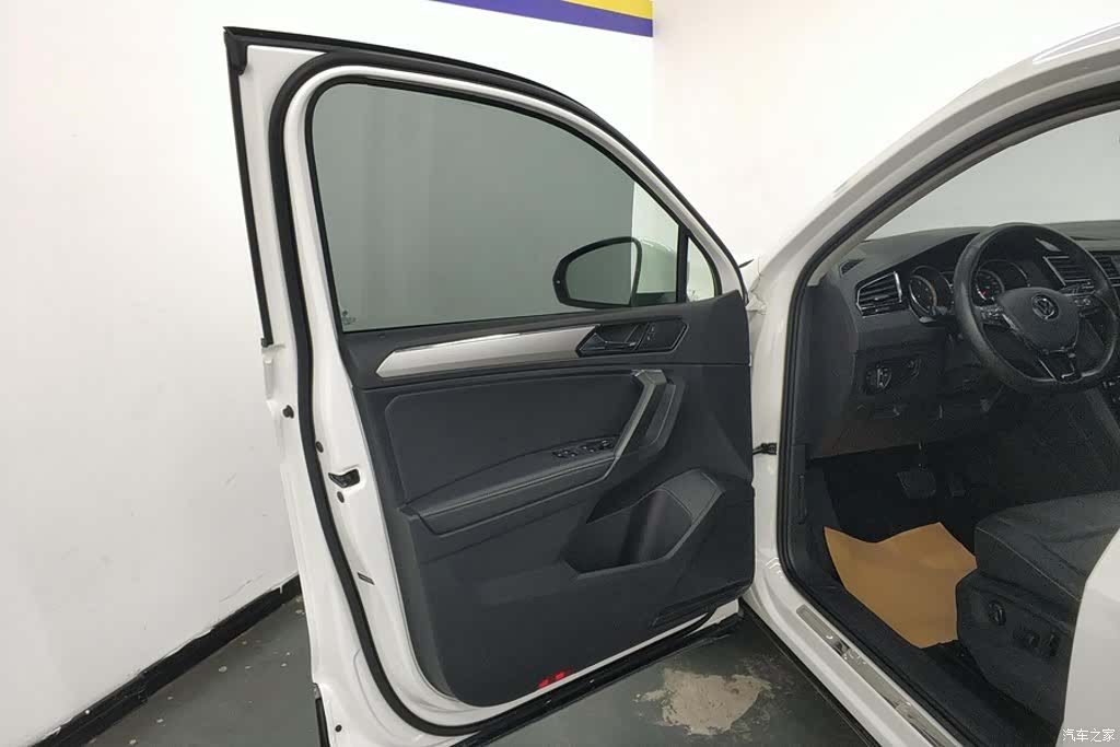 Volkswagen Tiguan L, 2021 7