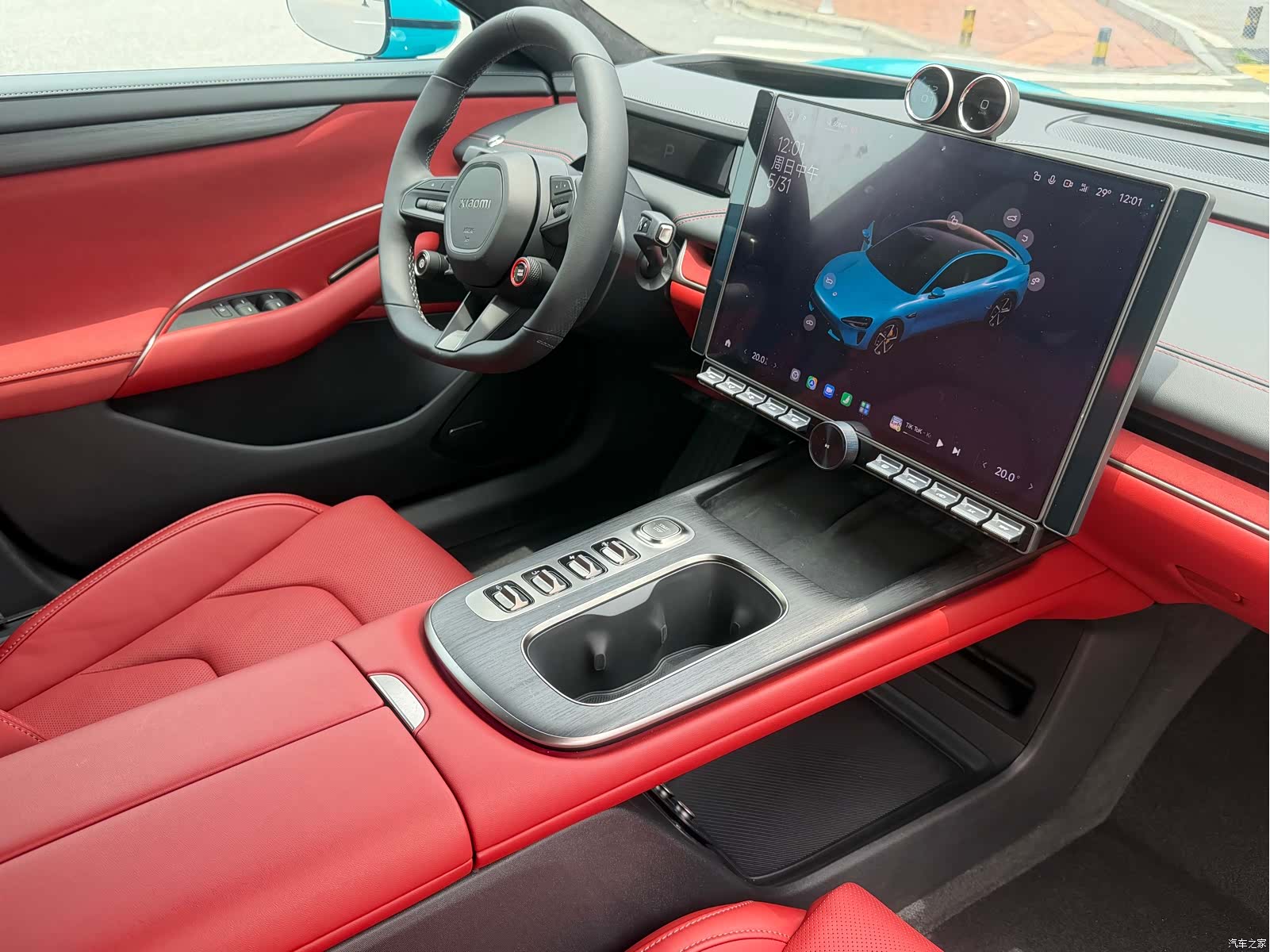Xiaomi SU7, 2025 10
