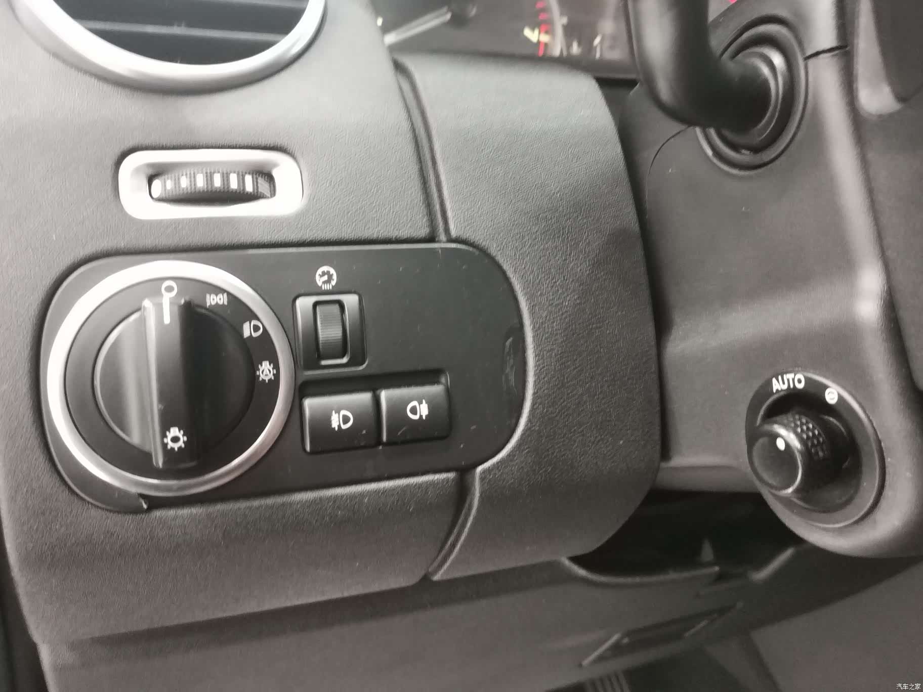 Land Rover Discovery, 2015 15