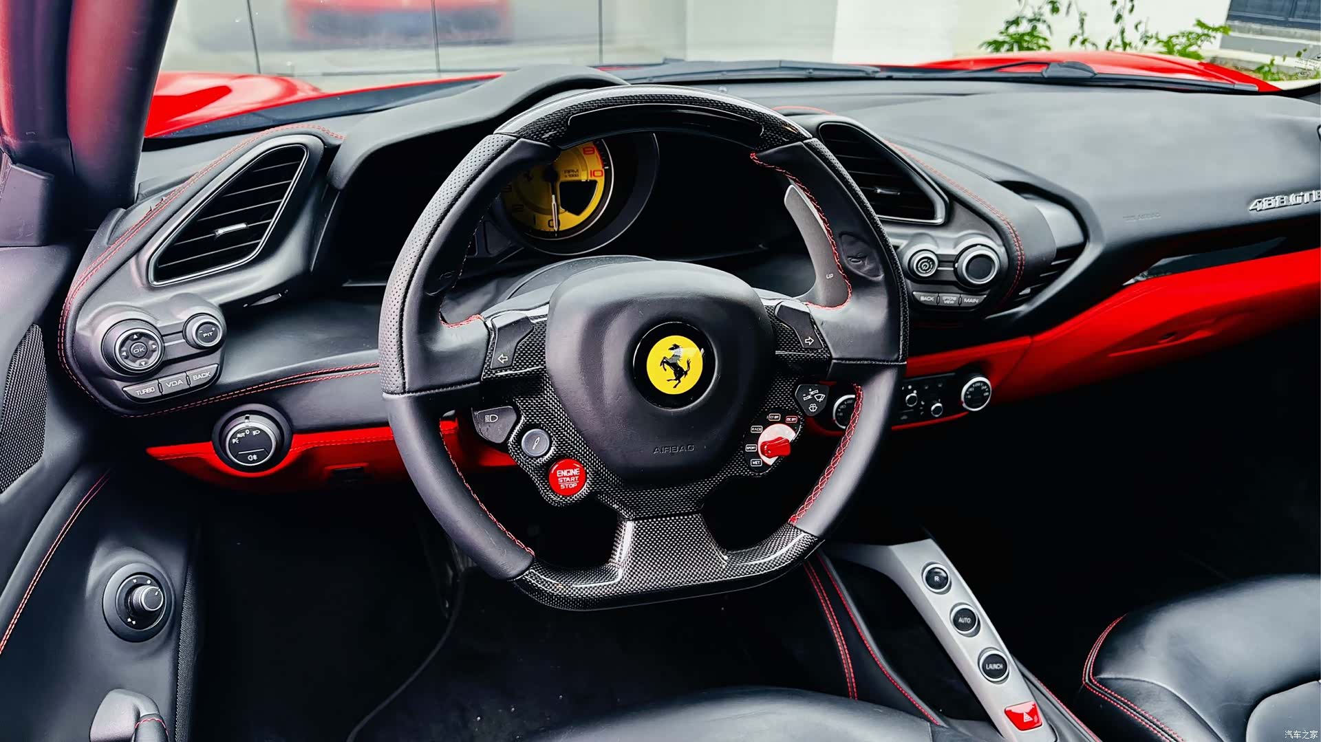 Ferrari 488, 2017 15