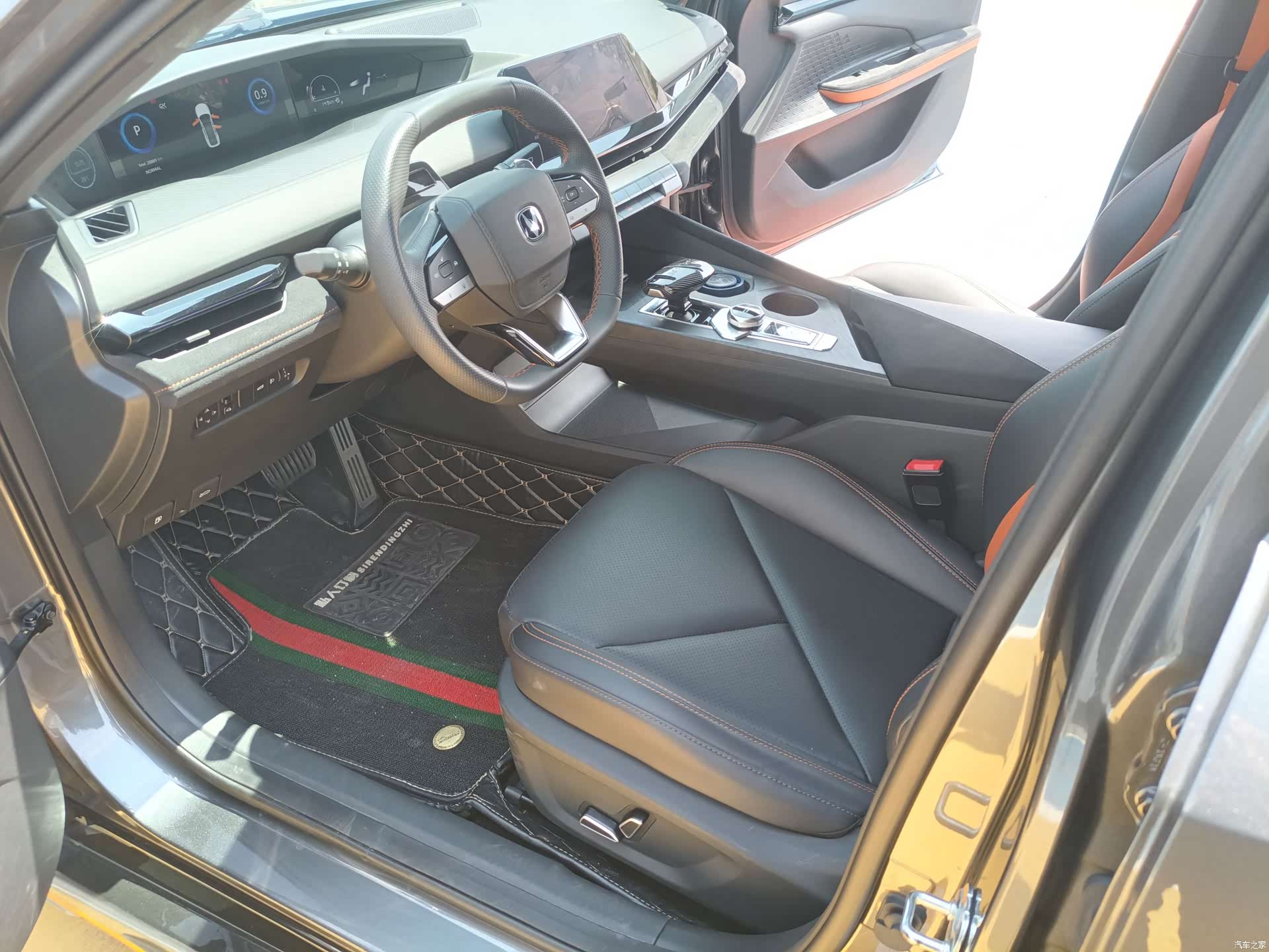 Changan UNI-V, 2022 9