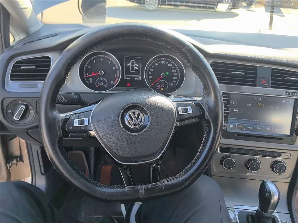 Volkswagen golf