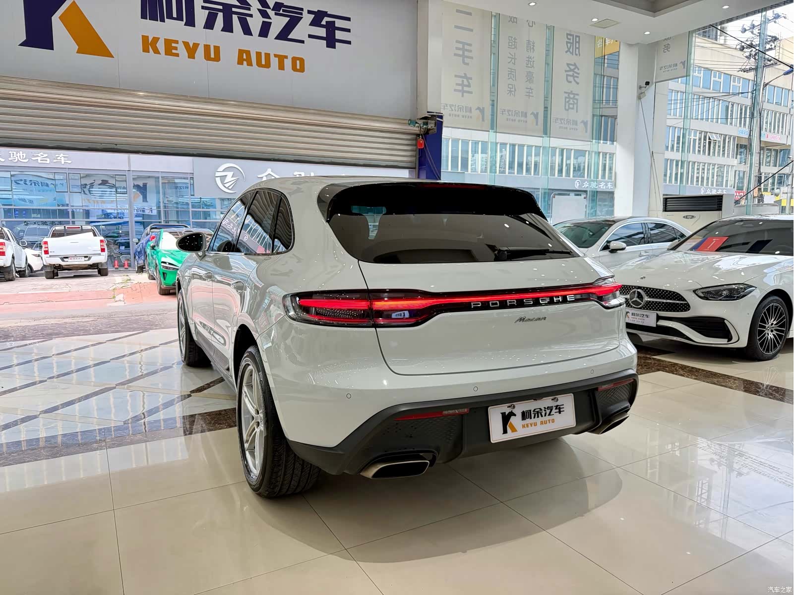 Porsche Macan, 2024 12