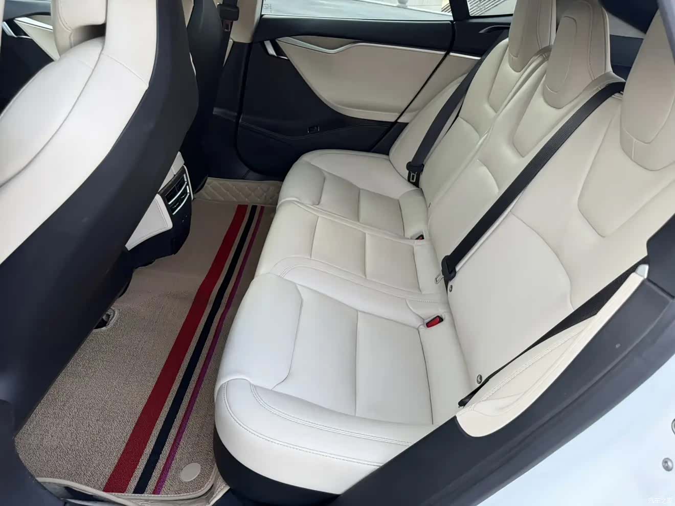 Tesla Model S, 2018 9