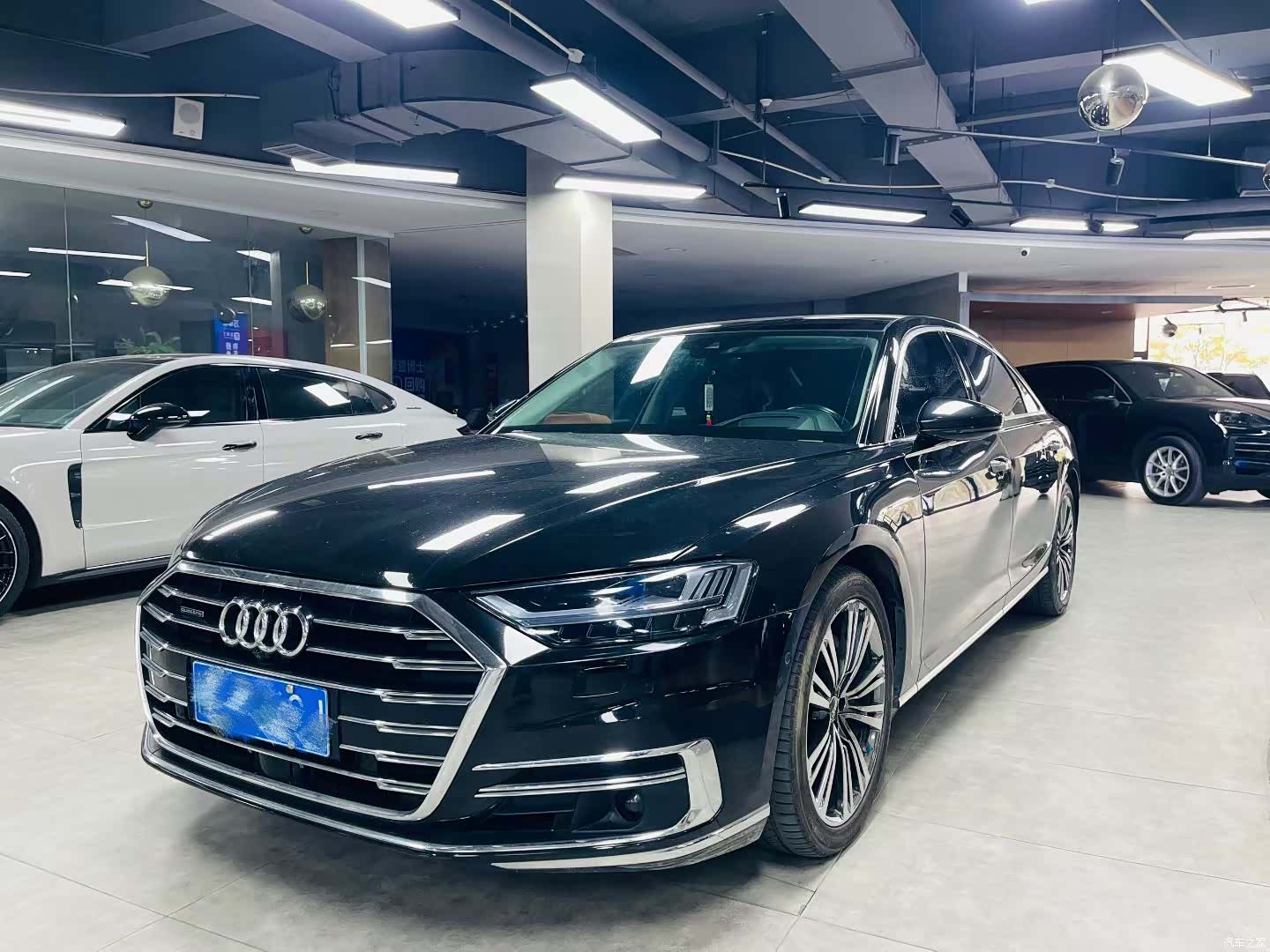 Audi A8L, 2020 1