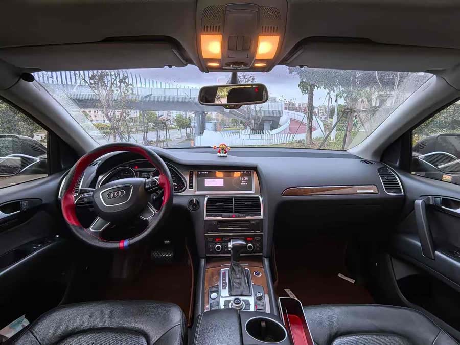 Audi Q7 2015, фото 5