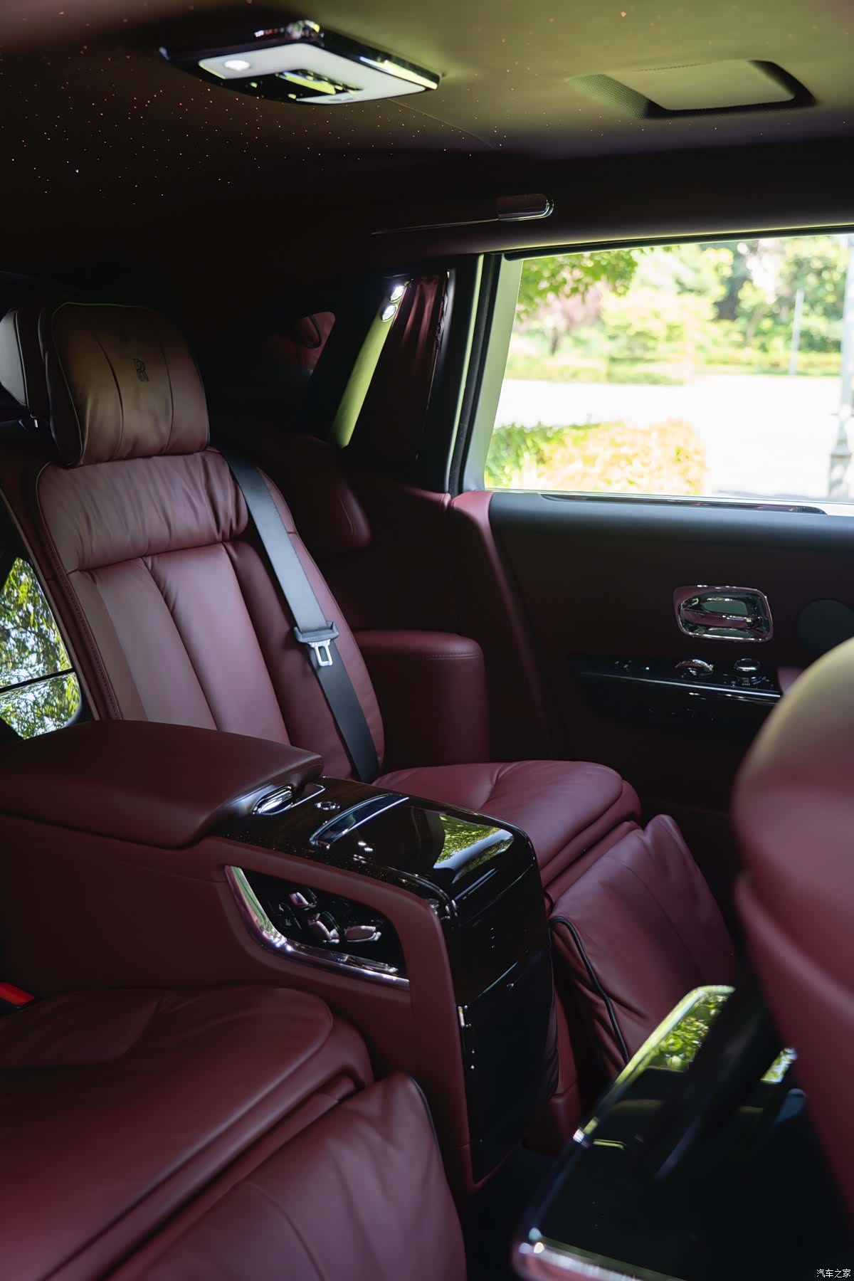 Rolls-Royce Phantom, 2020 32