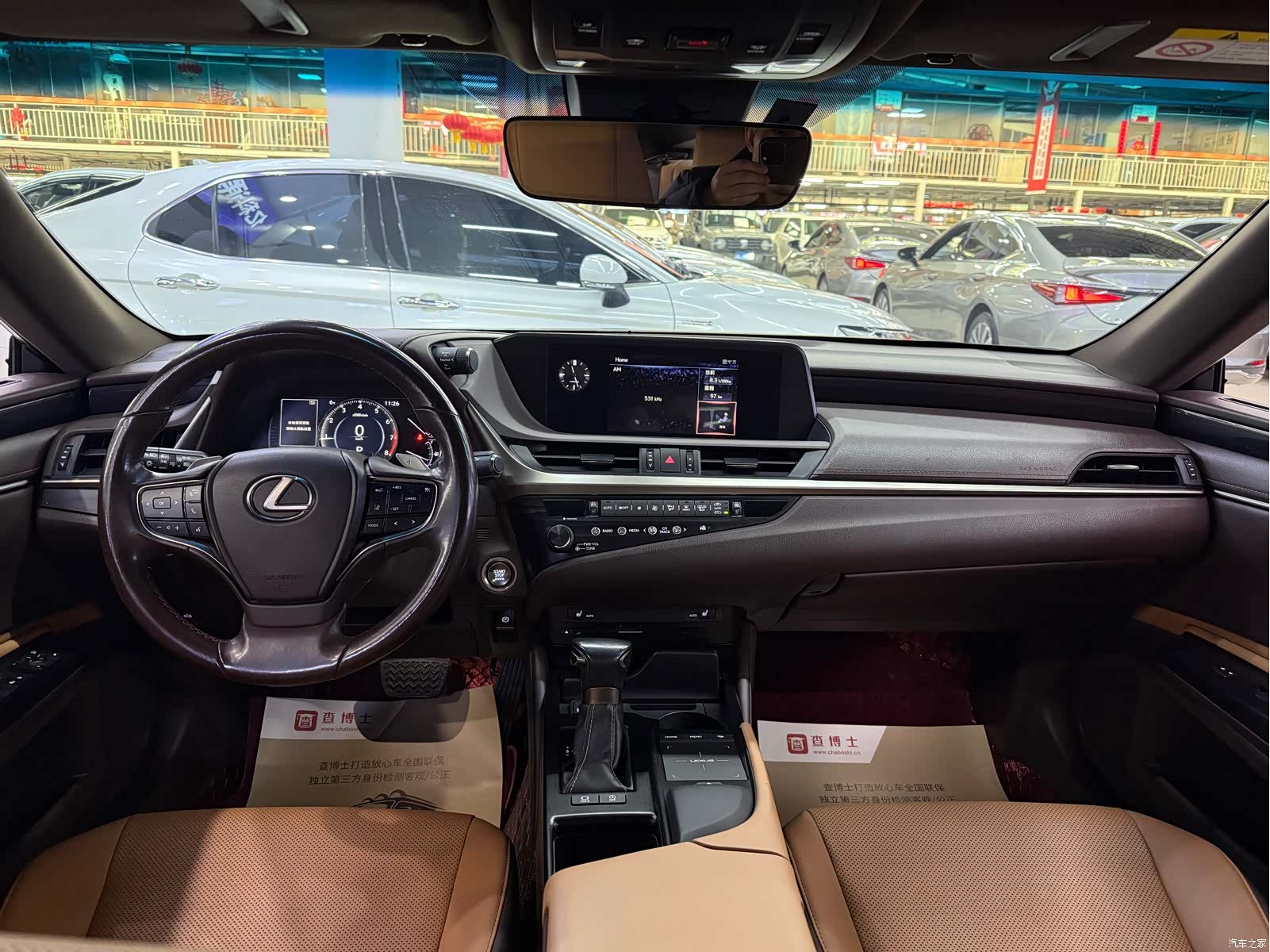 Lexus ES, 2019 8
