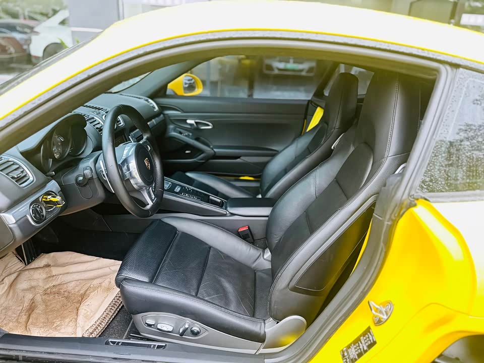 Porsche Cayman