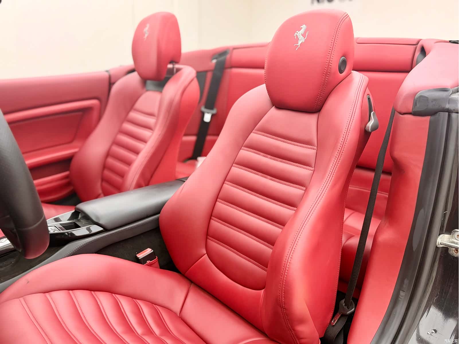 Ferrari California, 2011 15