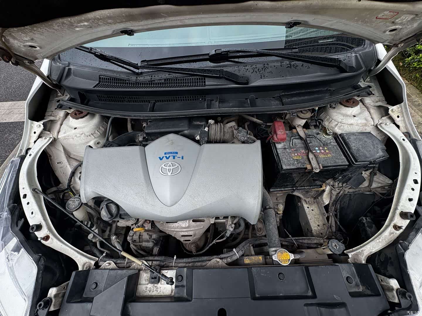 Toyota YARiS L, 2015 21