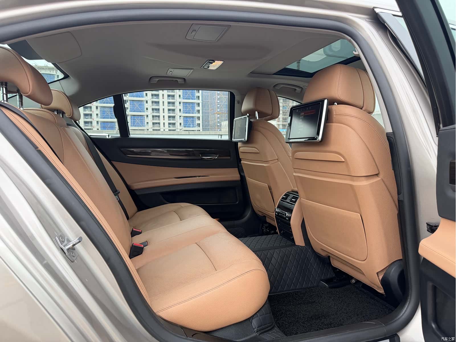 BMW 7 Series, 2015 13
