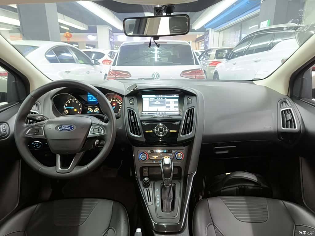 Ford Focus, 2016 10