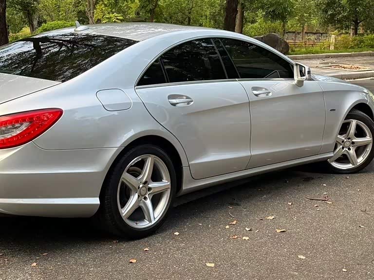 Mercedes-Benz CLS