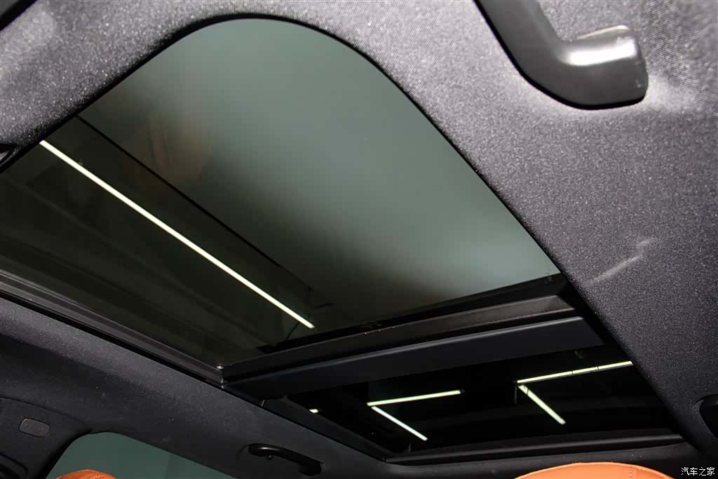 Mercedes-Benz GLC, 2025 30