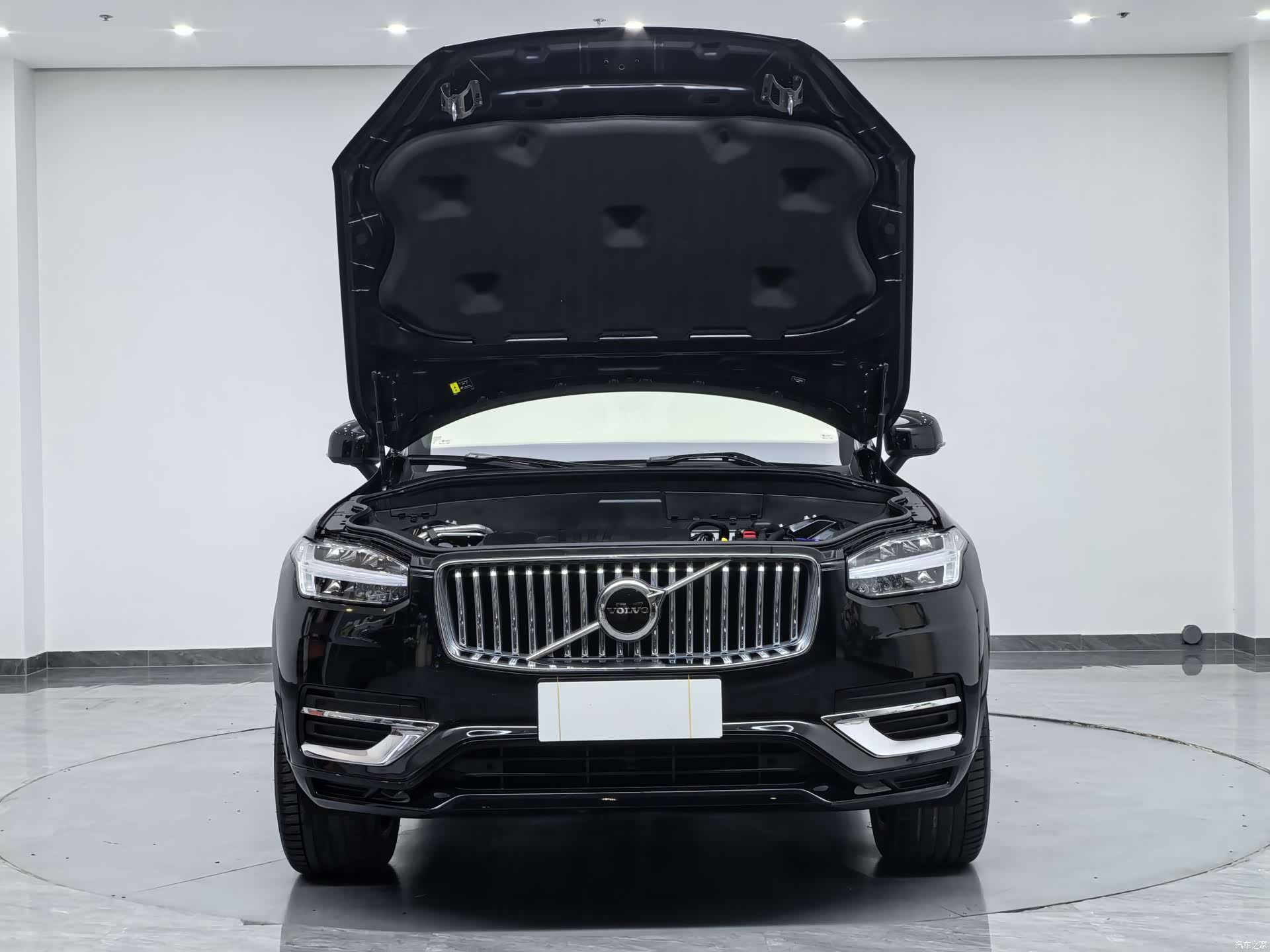 Volvo XC90, 2024 25