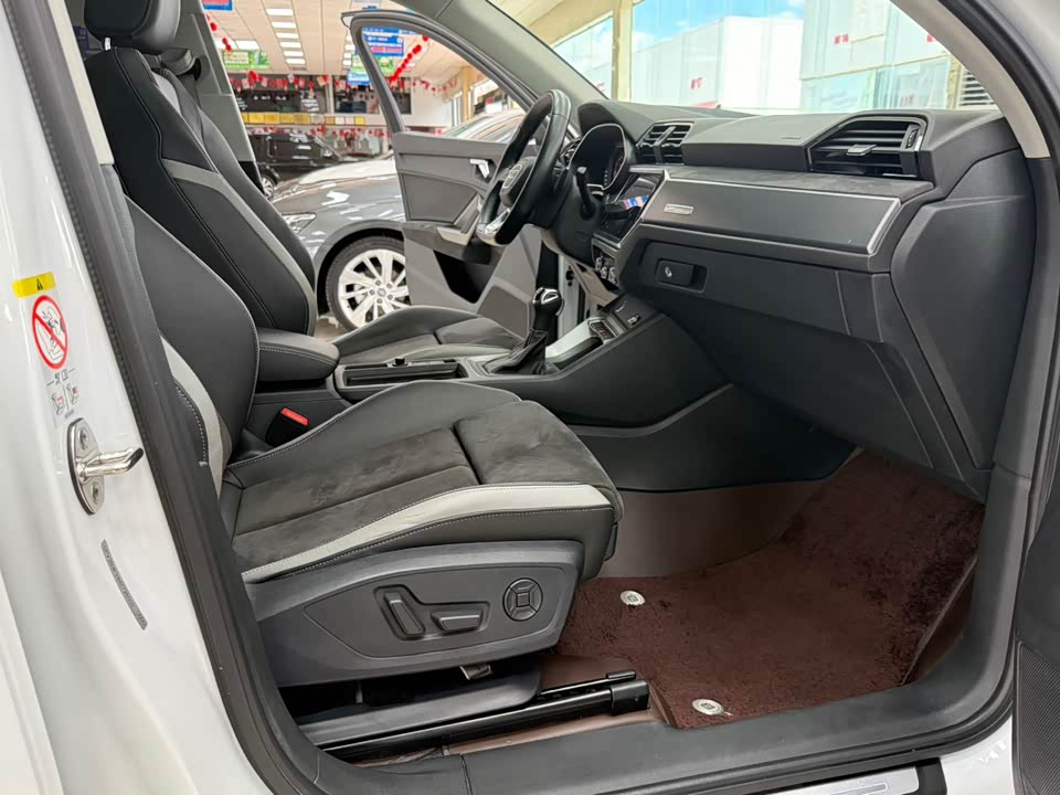 Audi Q3 Audi Q3