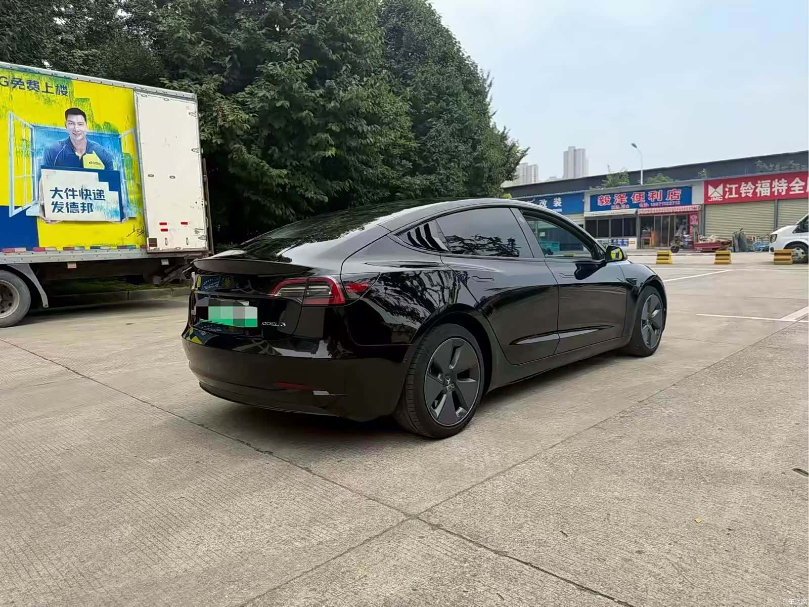 Tesla Model 3, 2023 7