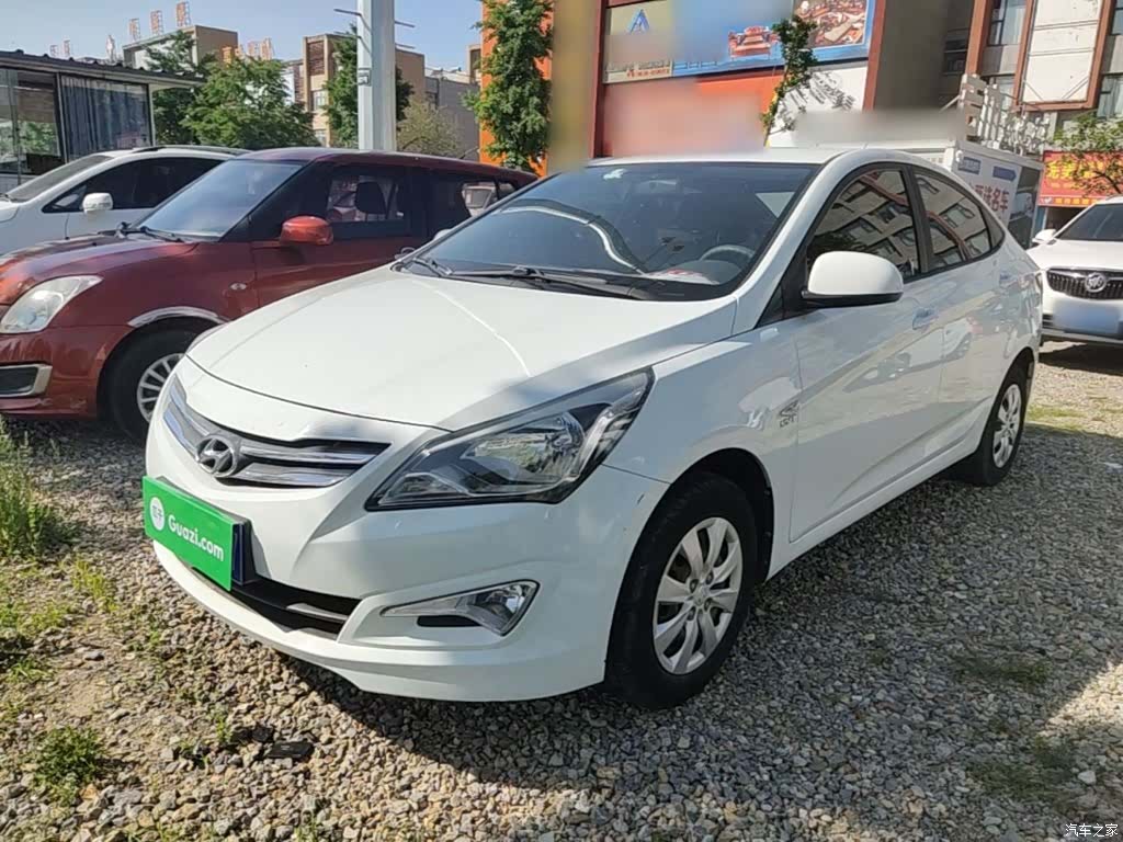 Hyundai GLS, 2017 1