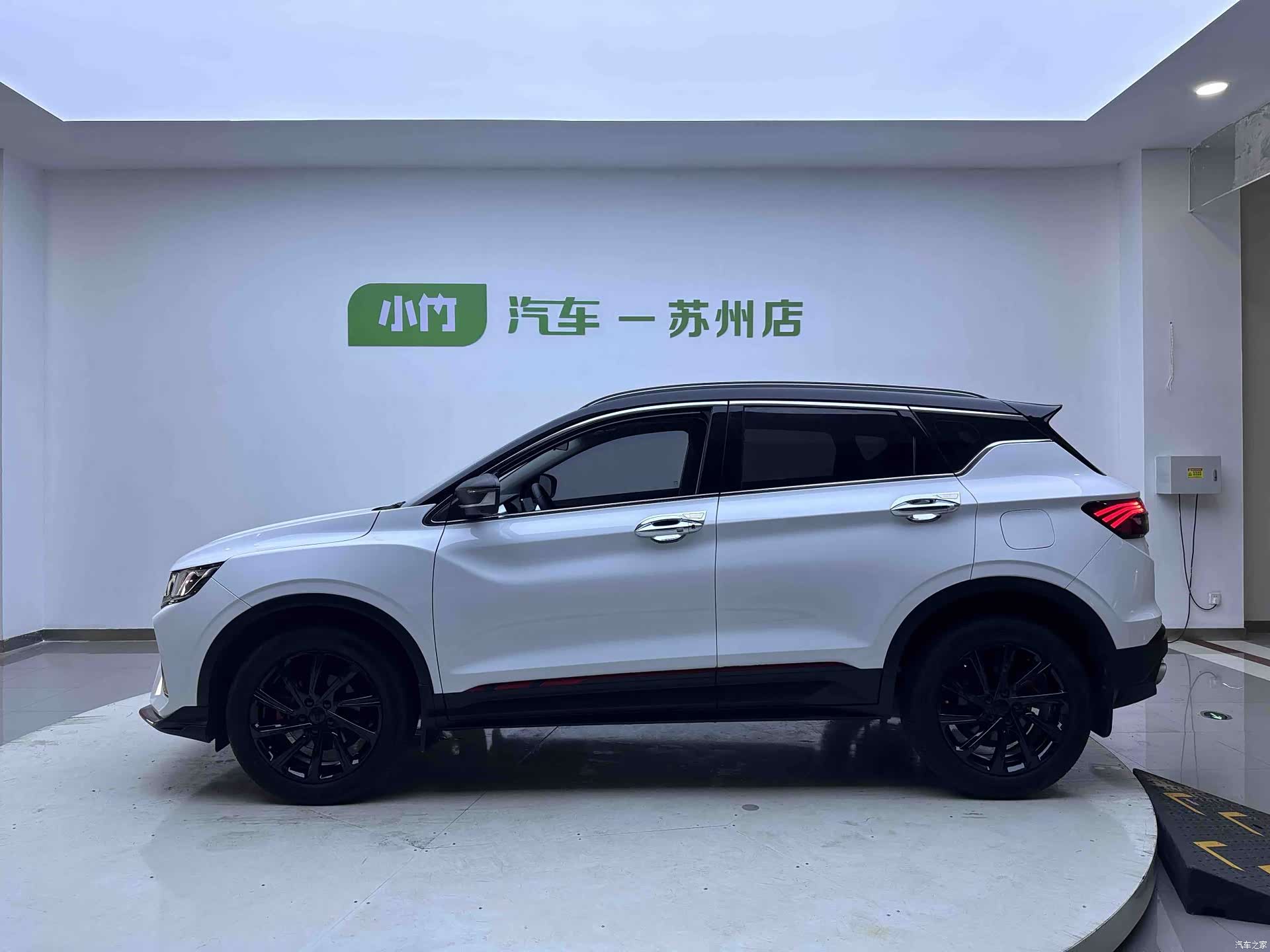 Geely Coolray, 2022 6