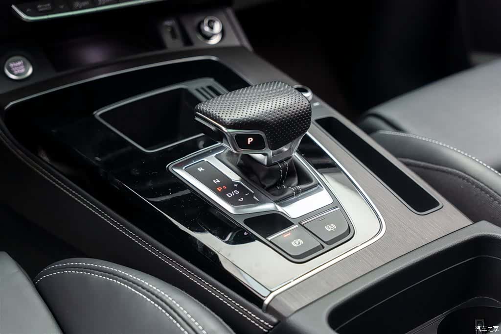 Audi Q5L, 2024 13