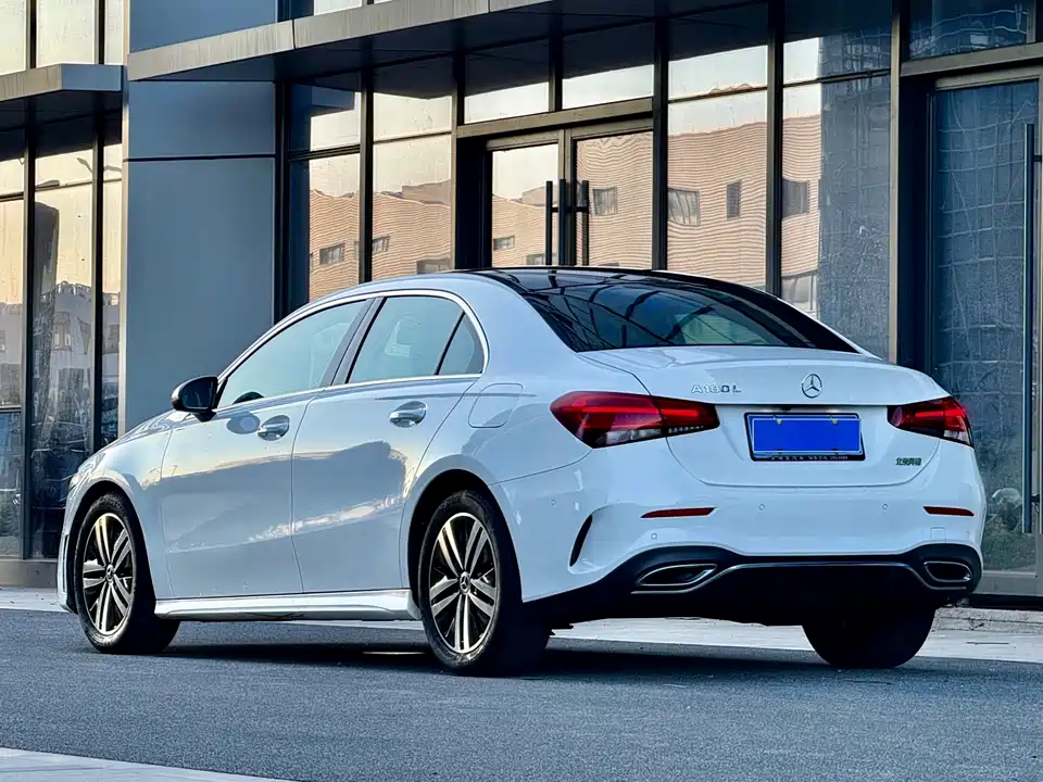 Mercedes-Benz Class A Mercedes-Benz Class A