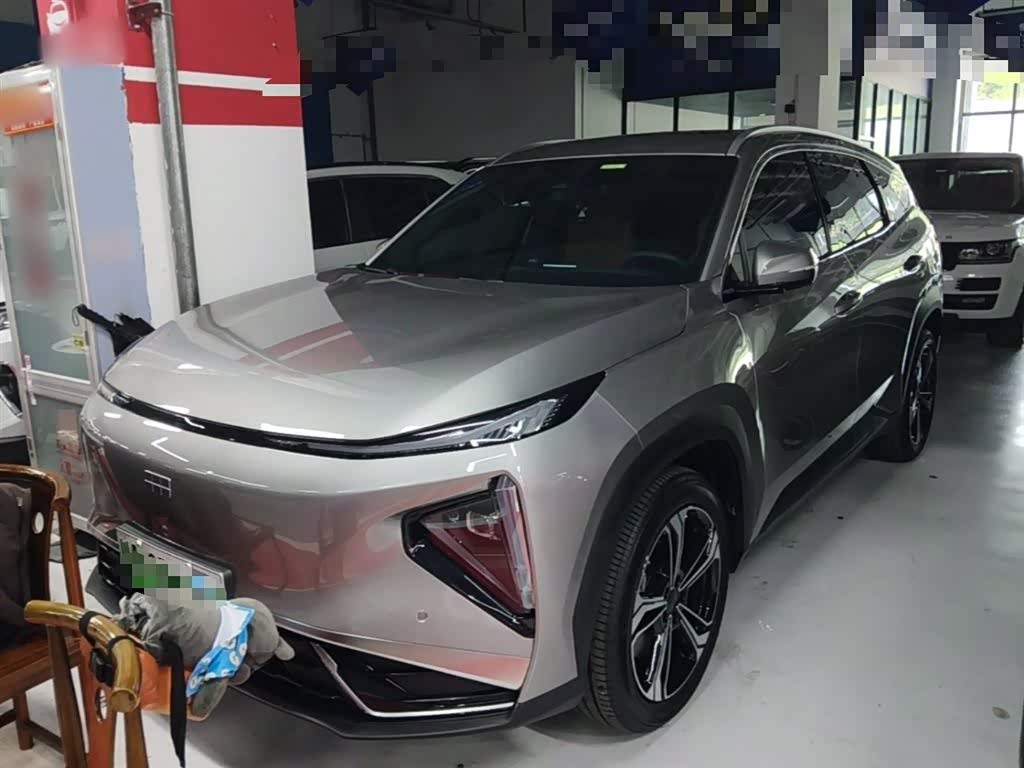 Geely Galaxy L7