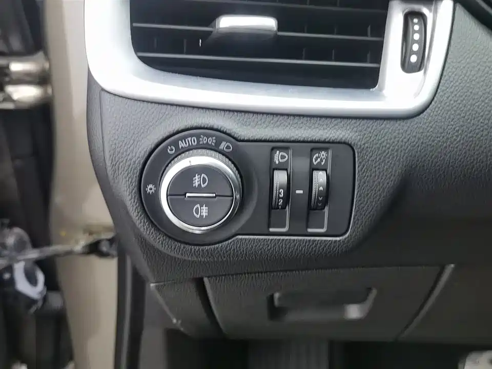 Buick Angkewei Plus Buick Angkewei Plus