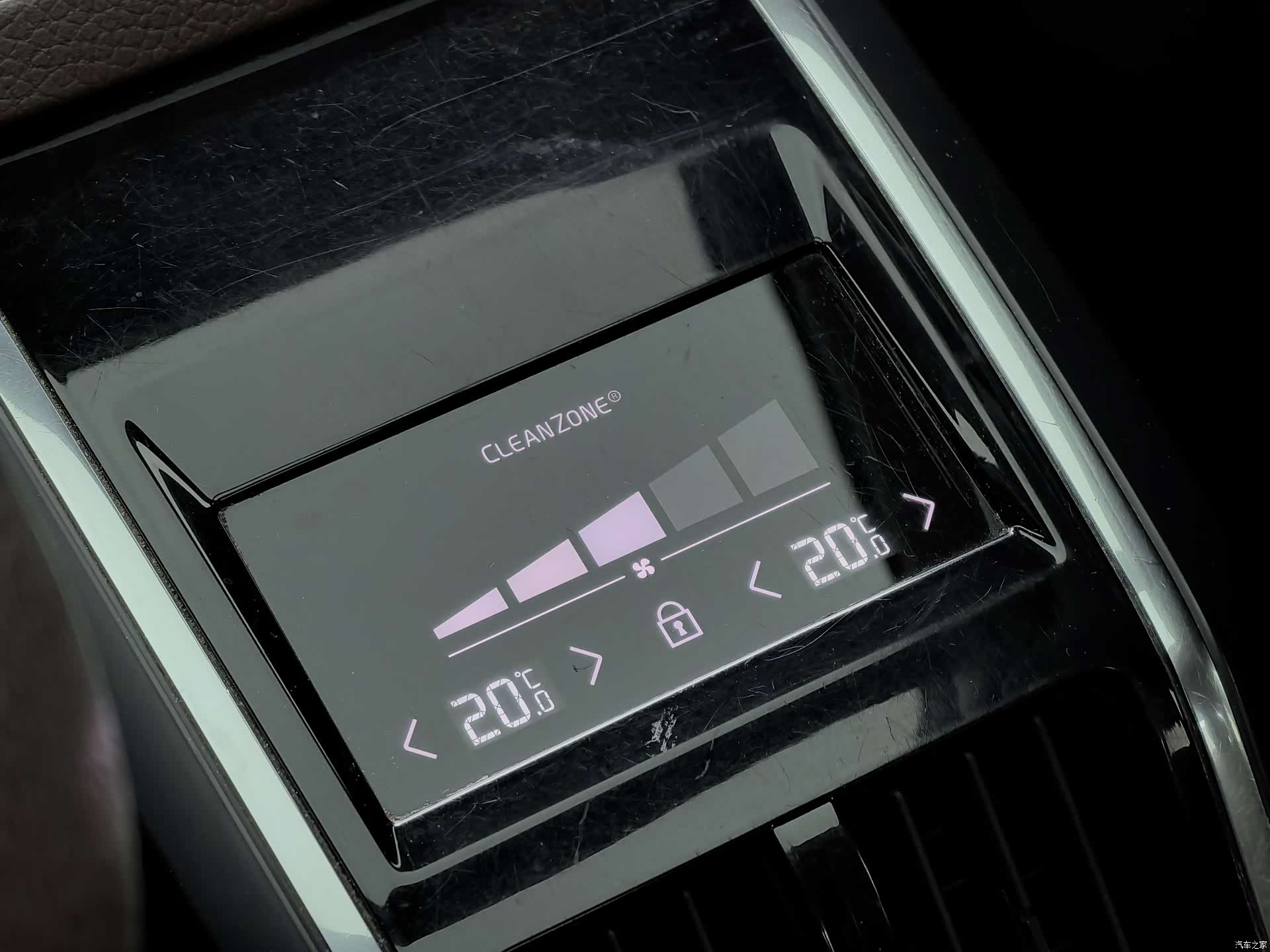 Volvo S90, 2017 20