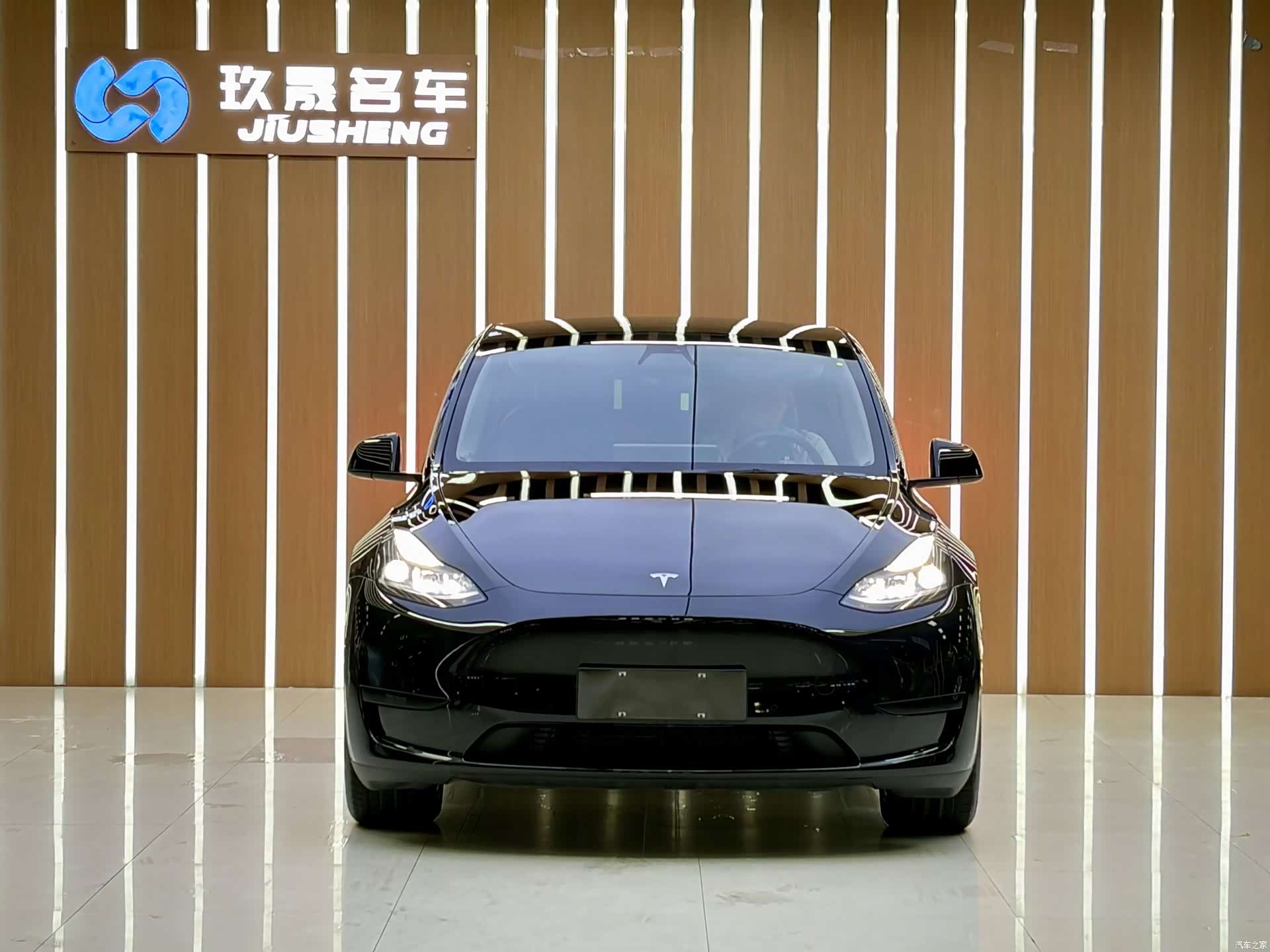 Tesla Model Y, 2022 2