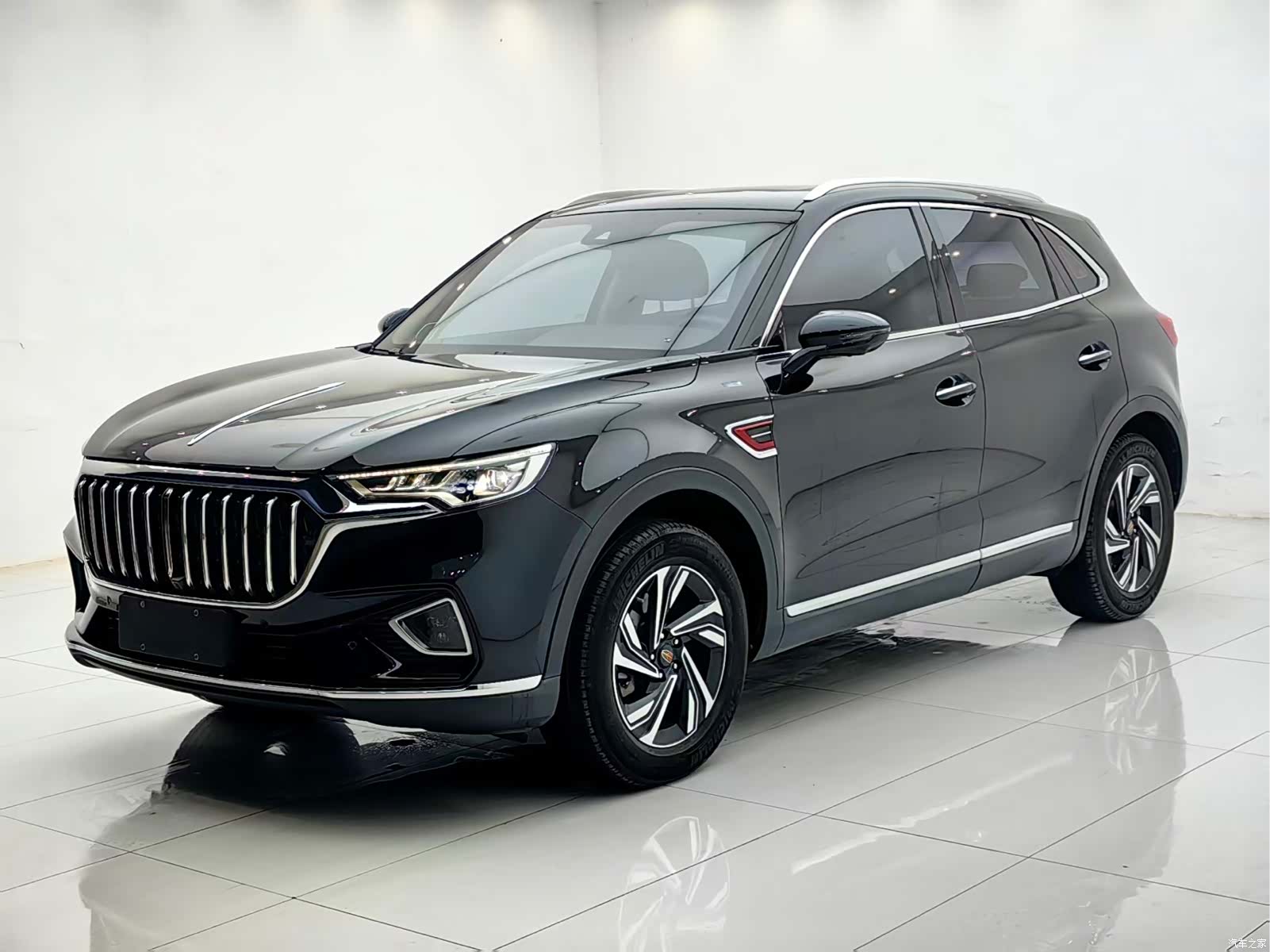 Hongqi HS5, 2023 1