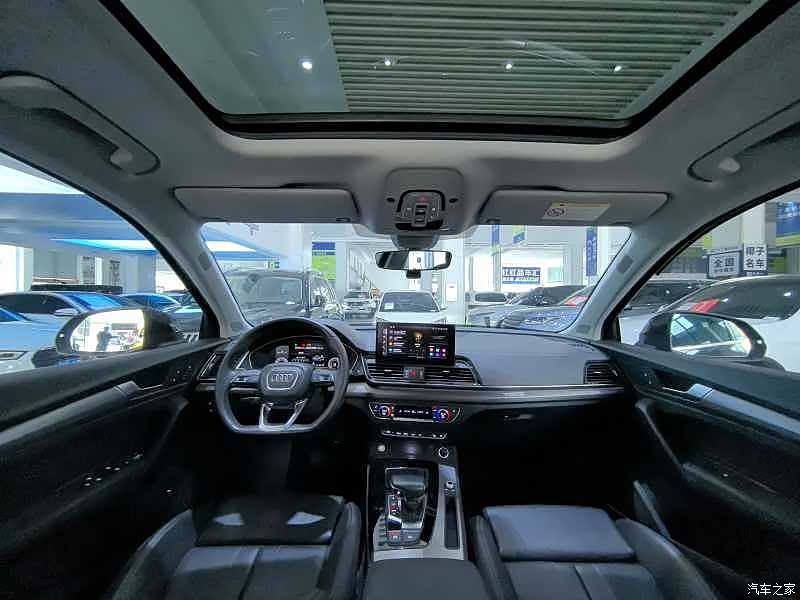 Audi Q5L, 2021 11
